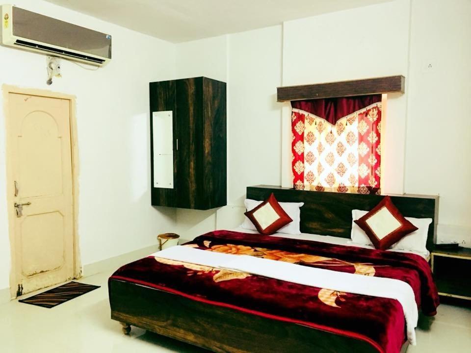 Hotel Santosh Guest House Jodhpur  Ngoại thất bức ảnh