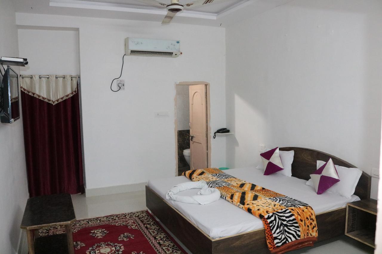 Hotel Santosh Guest House Jodhpur  Ngoại thất bức ảnh